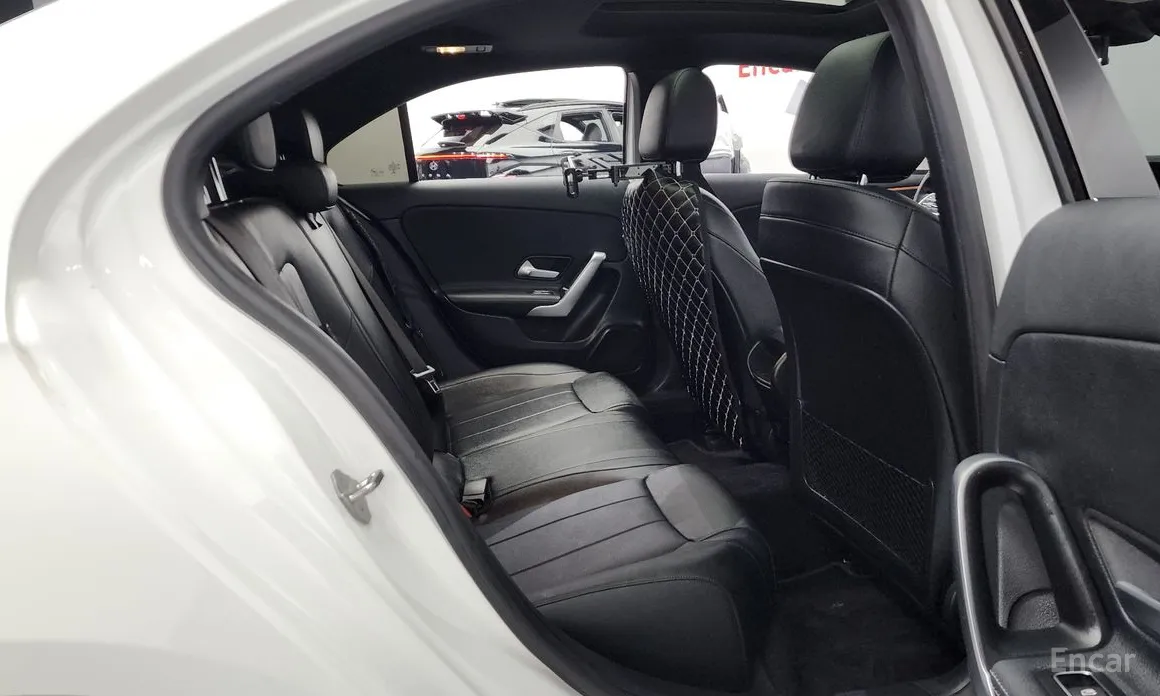 Фото 12 - Mercedes-Benz A-Class