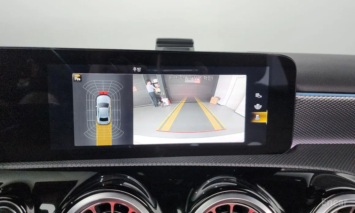 Фото 16 - Mercedes-Benz A-Class