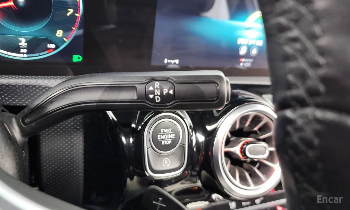 Фото 9 - Mercedes-Benz A-Class