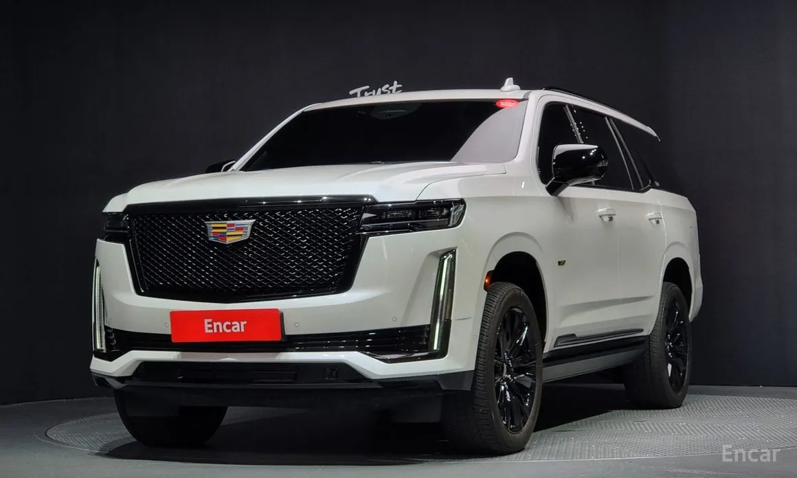 Фото 1 - Cadillac Escalade