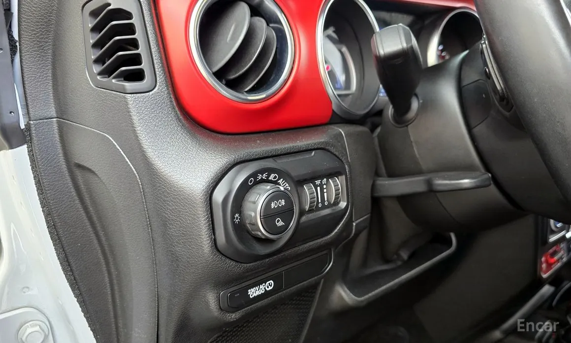 Фото 17 - Jeep Gladiator