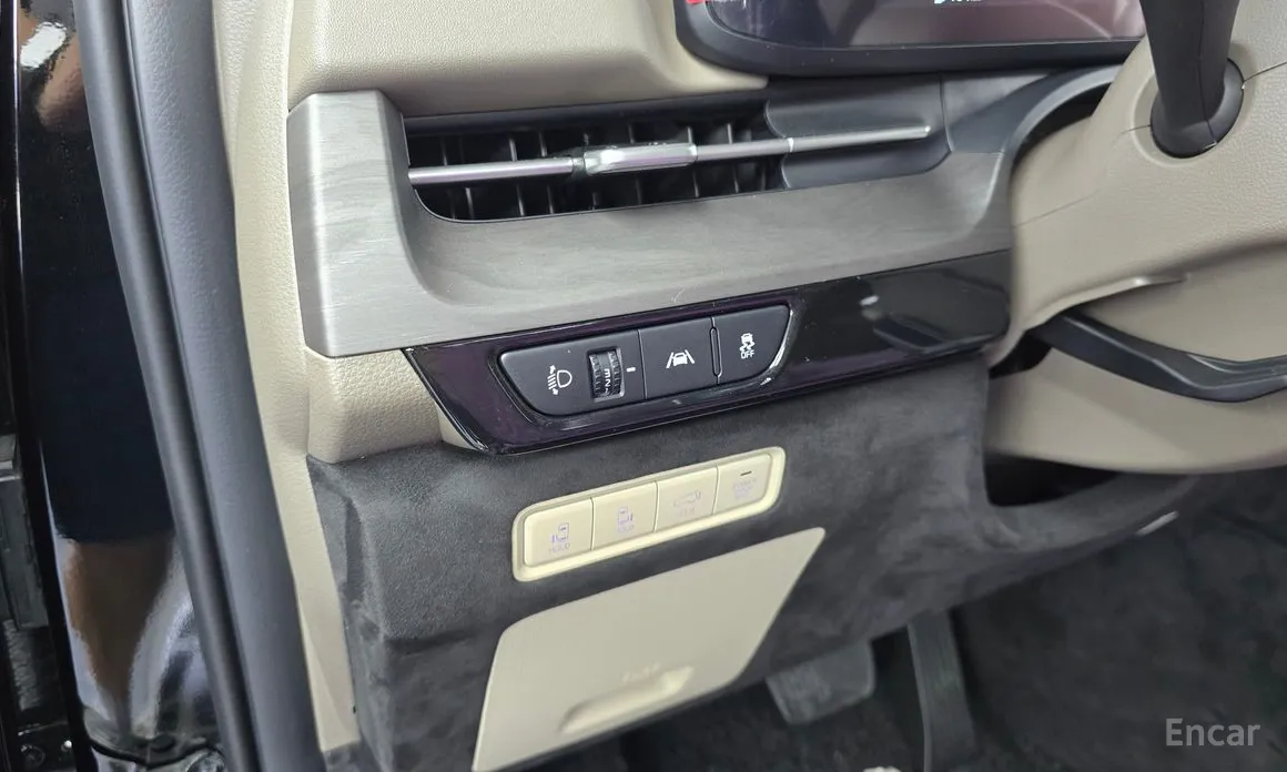 Фото 17 - Kia Carnival