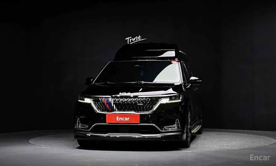 Фото 3 - Kia Carnival