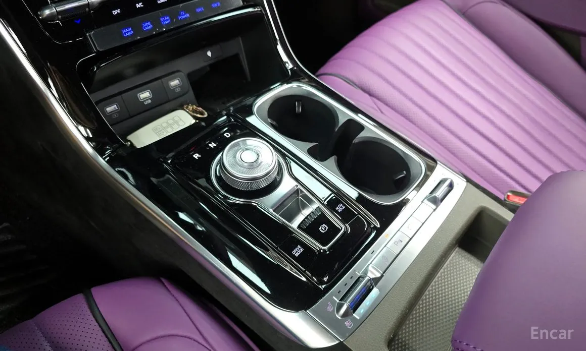 Фото 9 - Kia Carnival