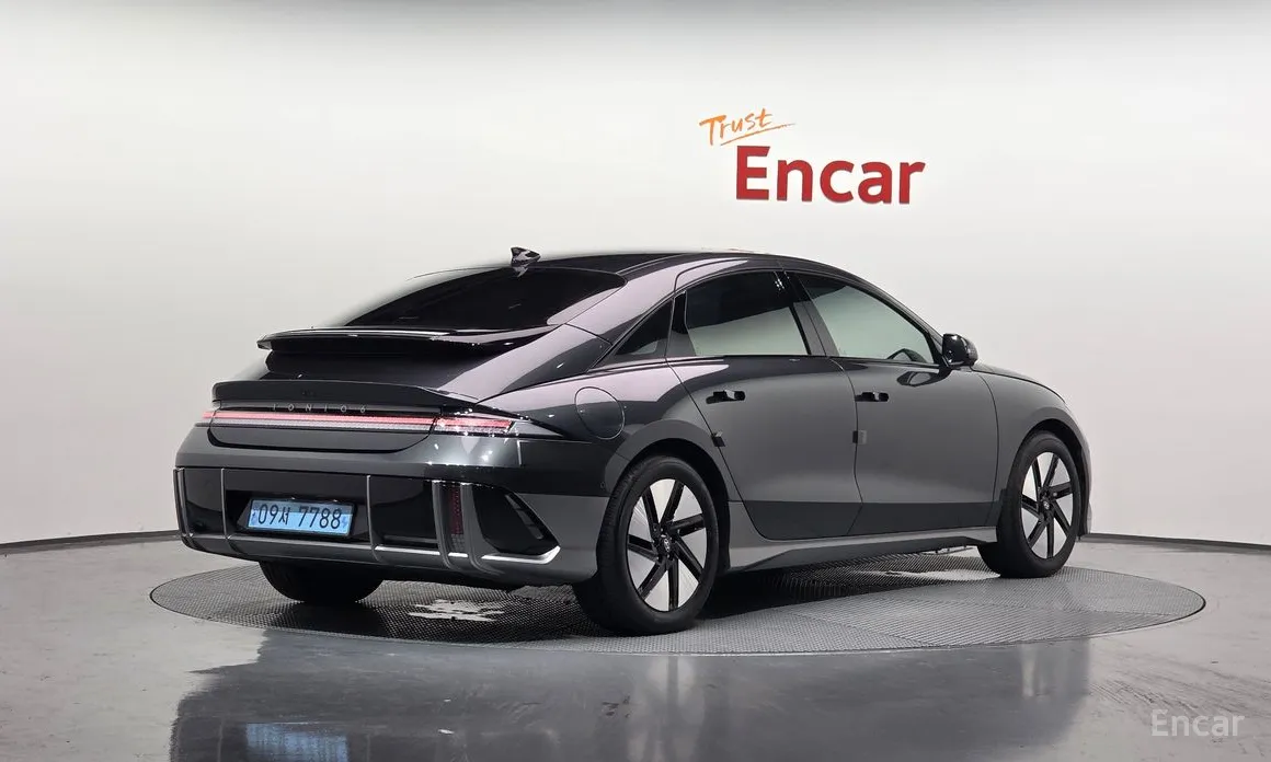 Фото 2 - Hyundai Ioniq 6