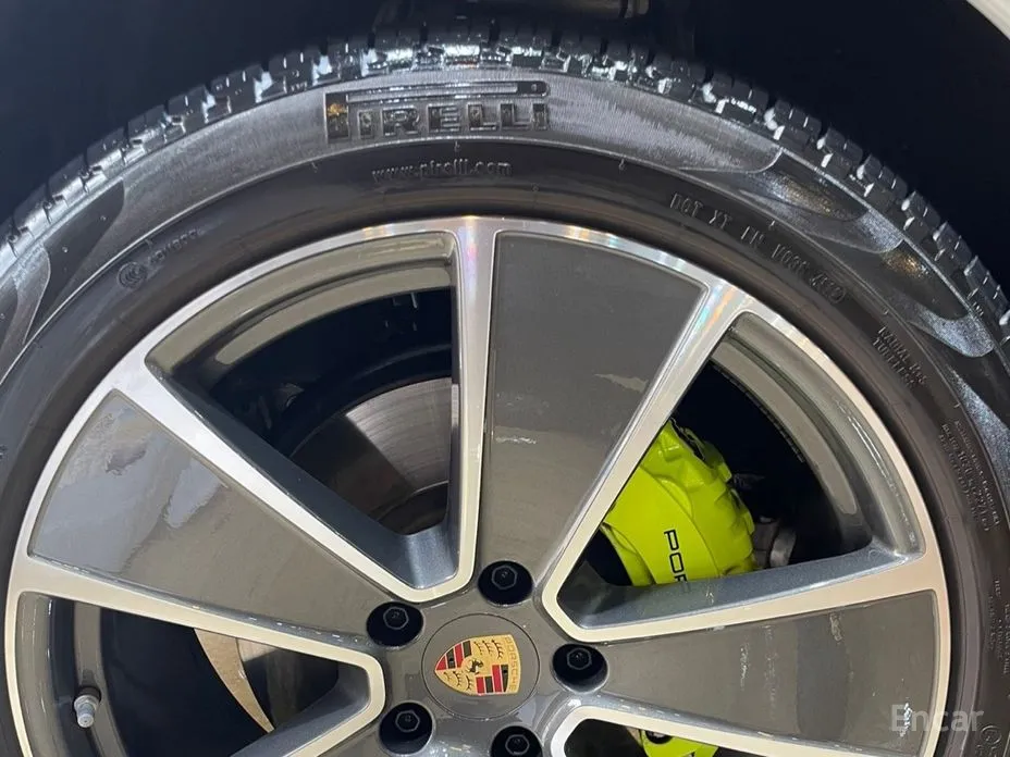 Фото 10 - Porsche Cayenne