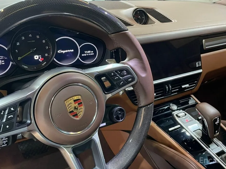 Фото 17 - Porsche Cayenne