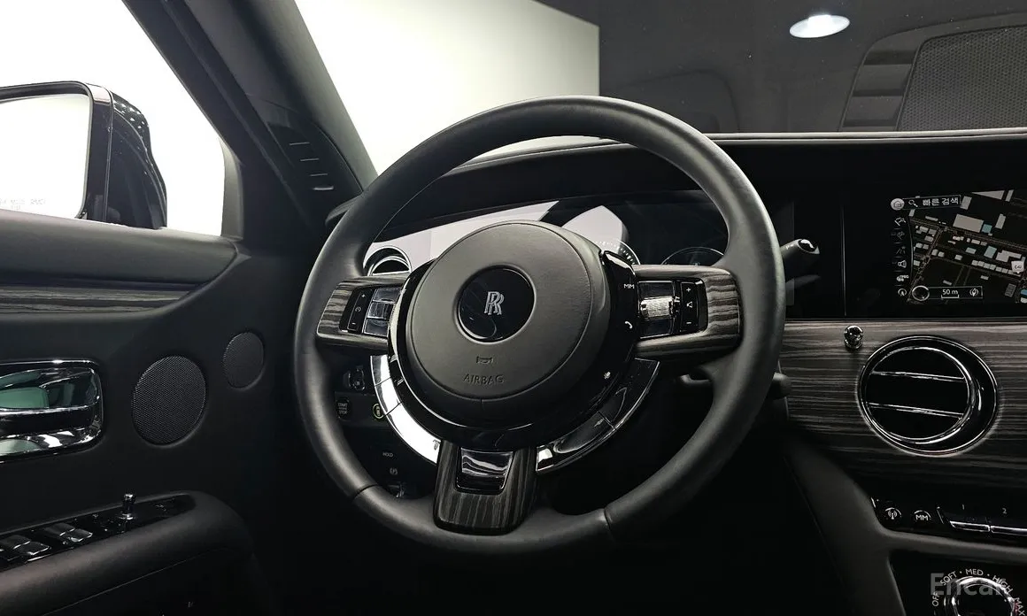 Фото 13 - Rolls-Royce Ghost