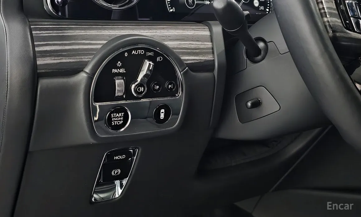 Фото 16 - Rolls-Royce Ghost