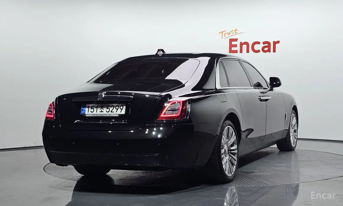 Фото 2 - Rolls-Royce Ghost