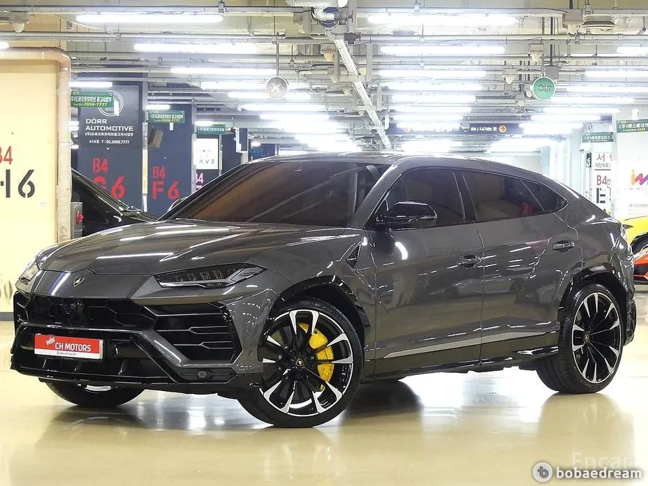 Фото 1 - Lamborghini Urus