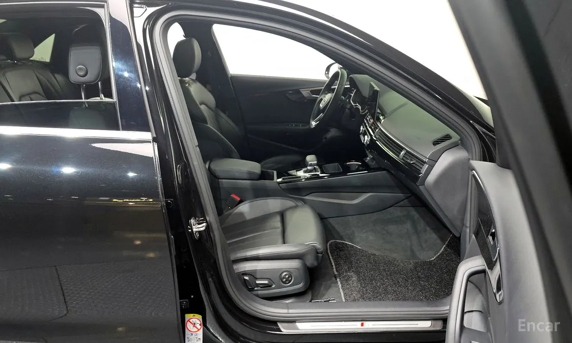 Фото 11 - Audi A4