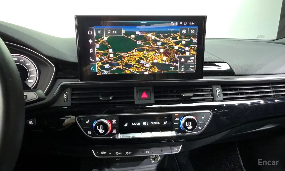 Фото 14 - Audi A4