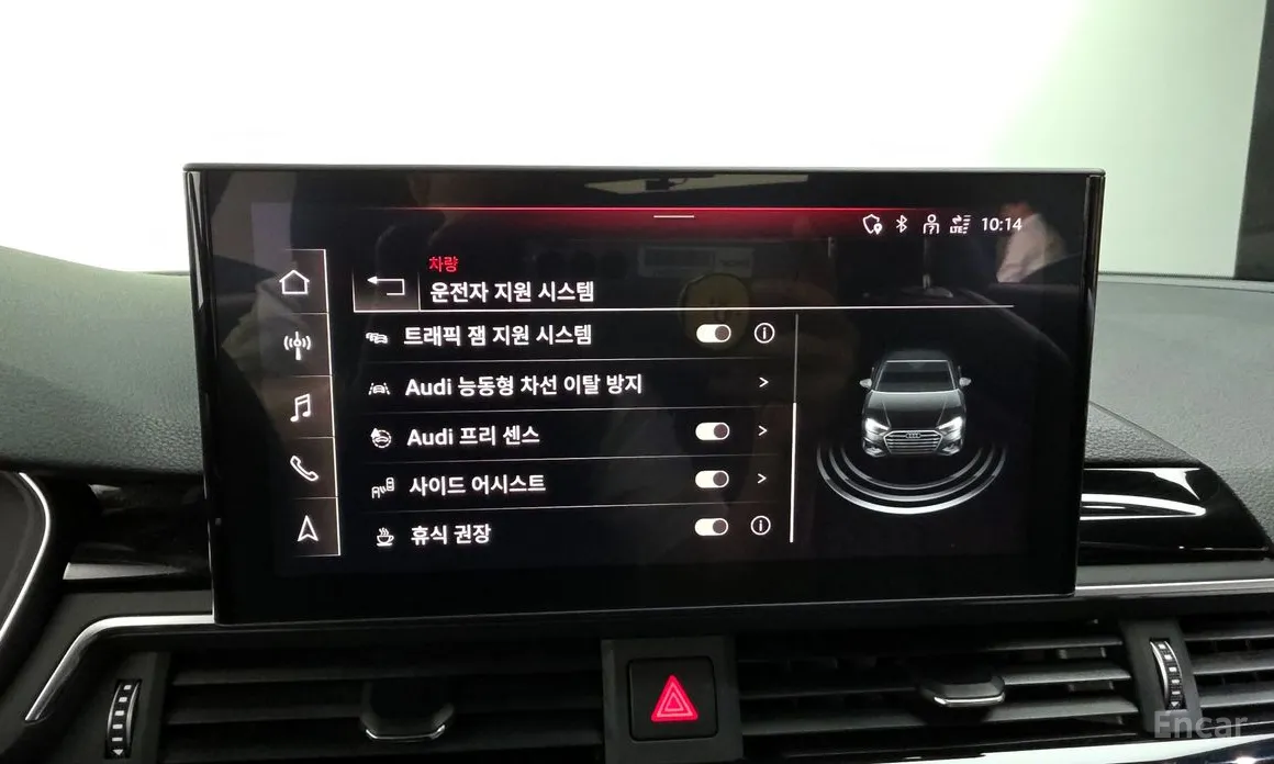 Фото 16 - Audi A4