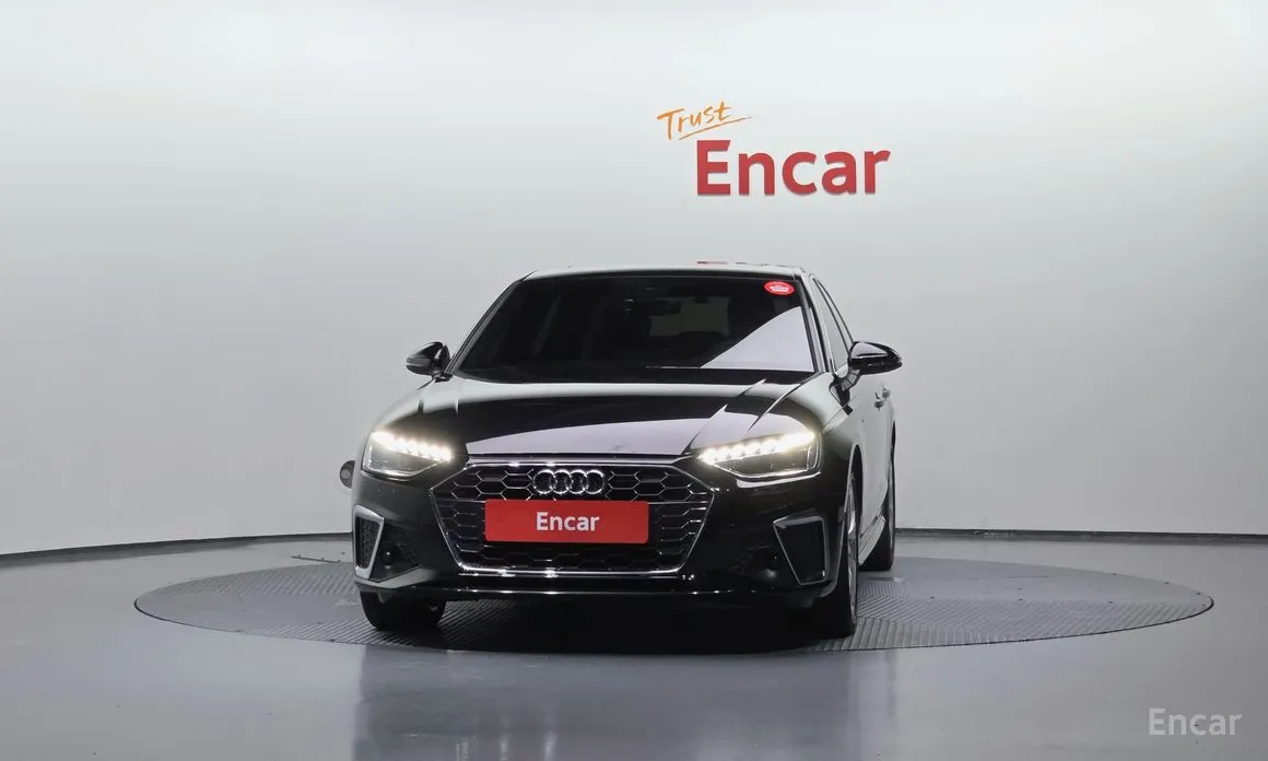 Фото 3 - Audi A4