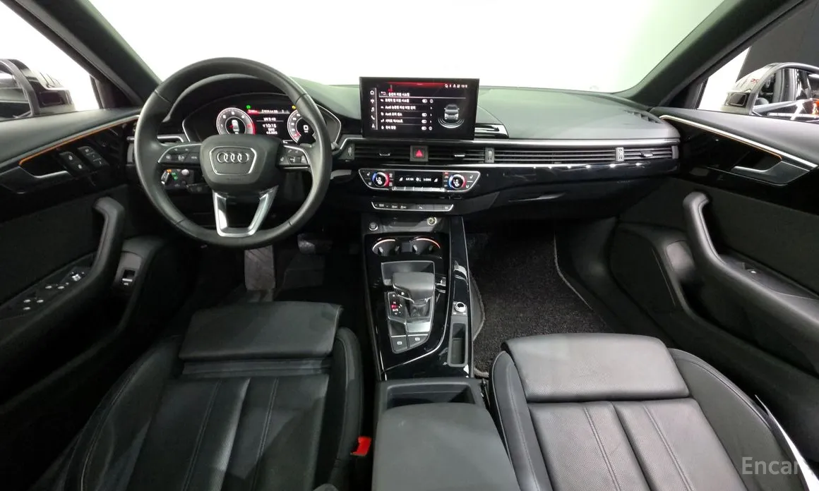 Фото 7 - Audi A4