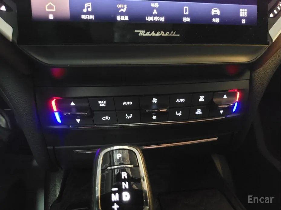 Фото 16 - Maserati Ghibli