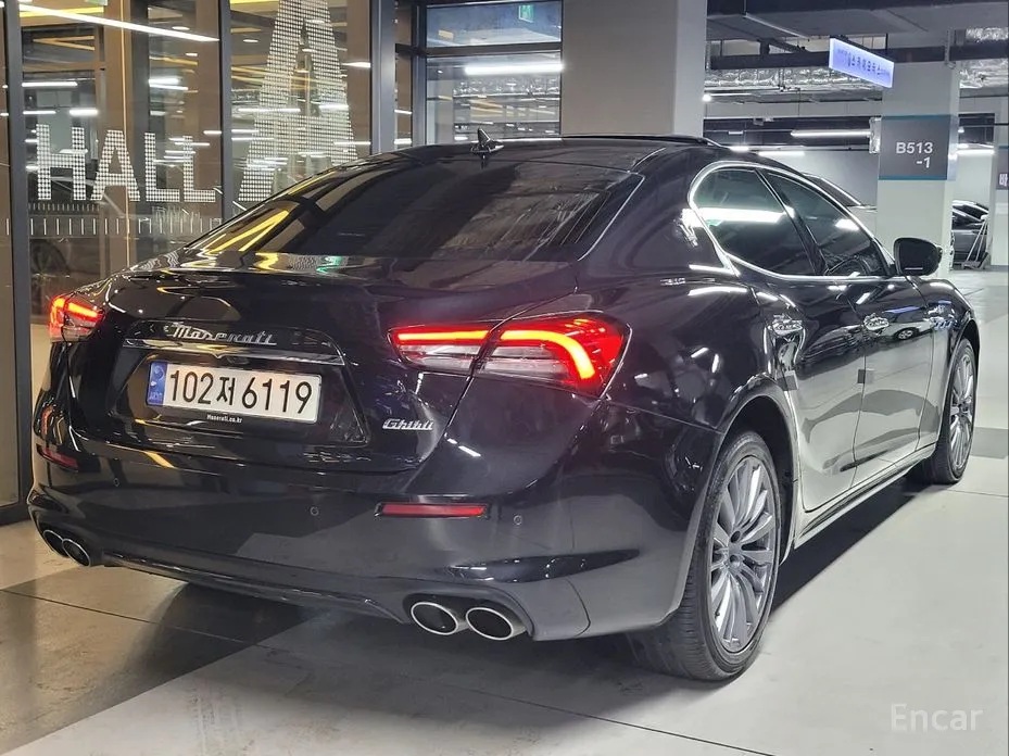 Фото 4 - Maserati Ghibli