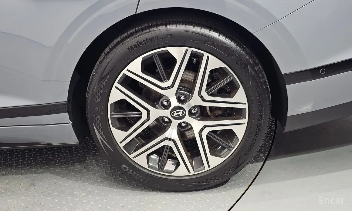 Фото 5 - Hyundai Grandeur