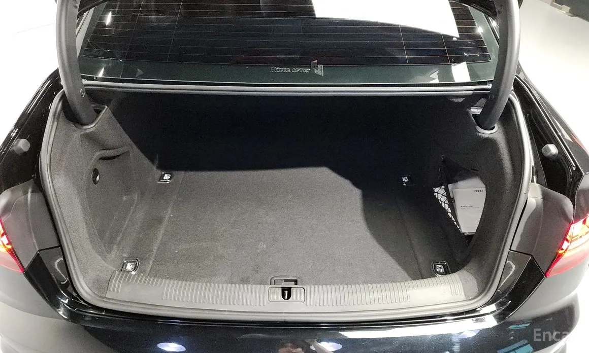 Фото 20 - Audi A4