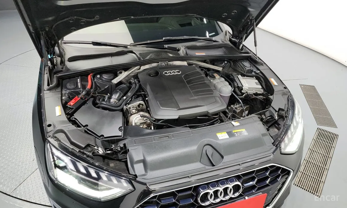 Фото 6 - Audi A4