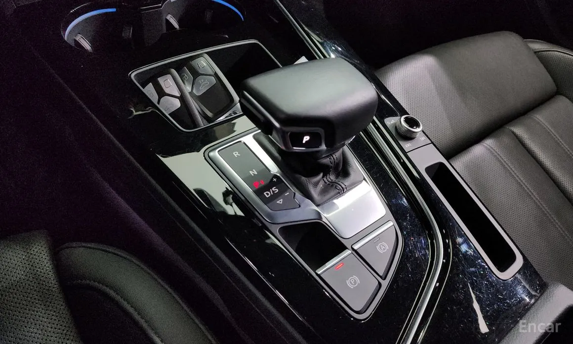 Фото 9 - Audi A4