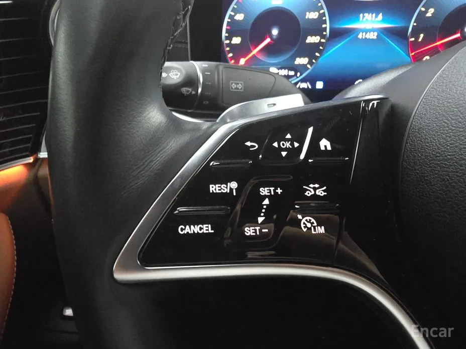 Фото 6 - Mercedes-Benz E-Class