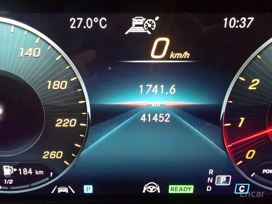 Фото 8 - Mercedes-Benz E-Class