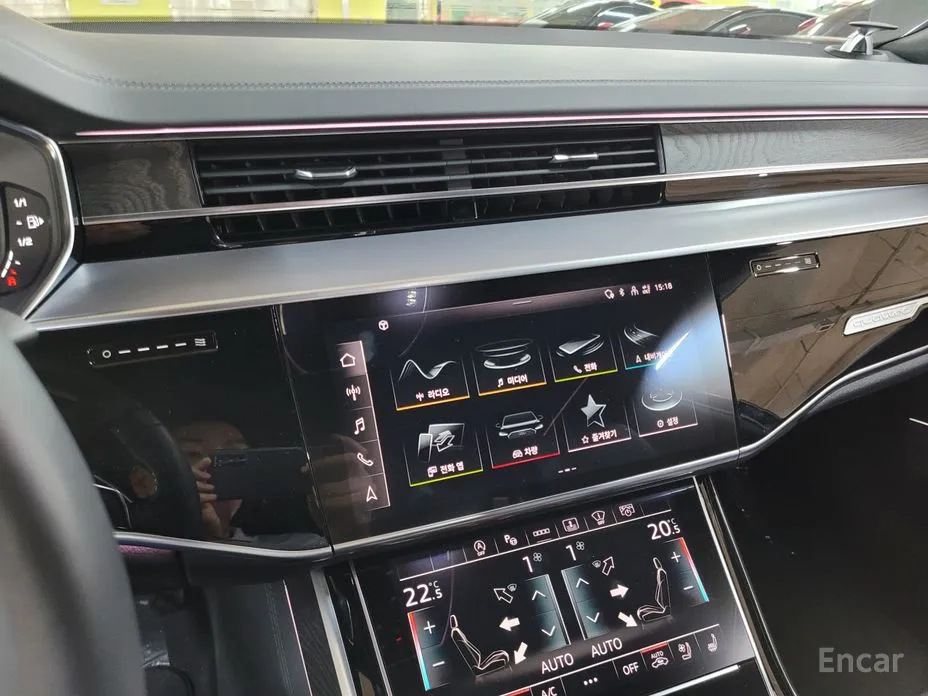 Фото 13 - Audi A8