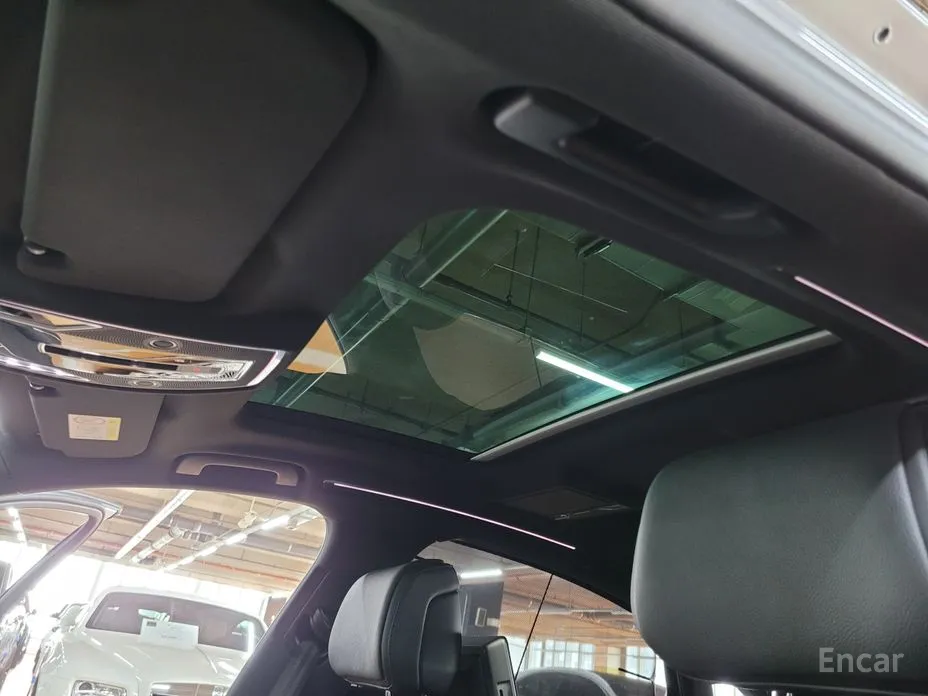 Фото 17 - Audi A8