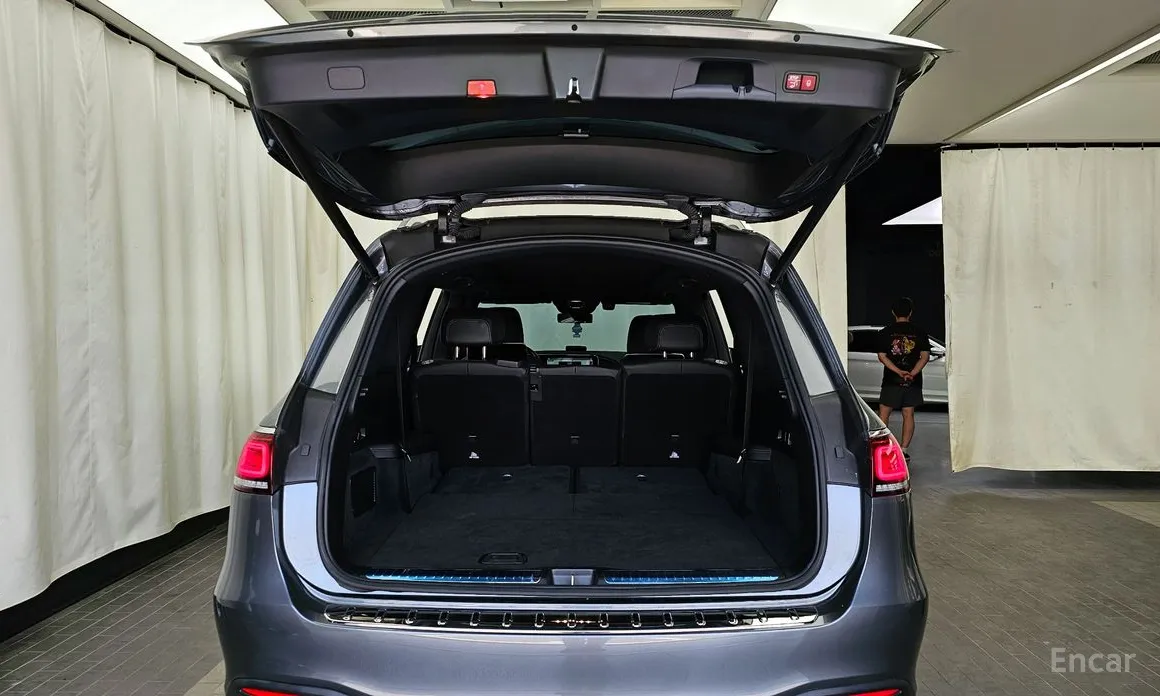 Фото 20 - Mercedes-Benz GLS-Class