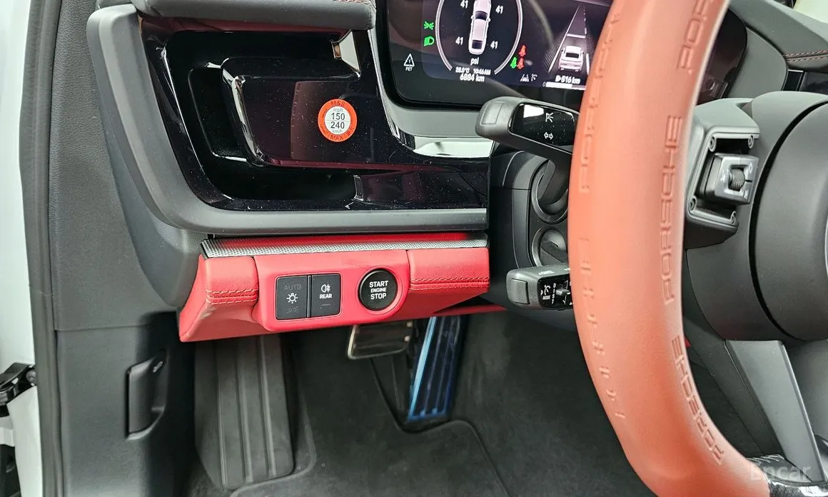 Фото 16 - Porsche Panamera