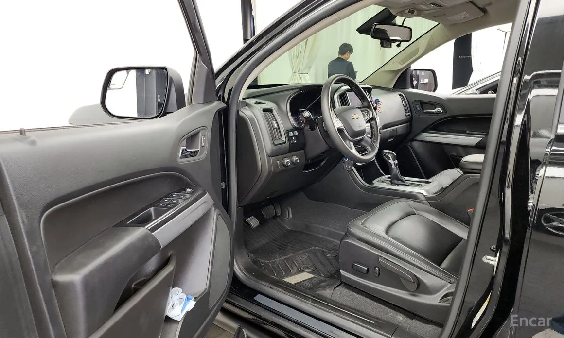 Фото 10 - Chevrolet Colorado