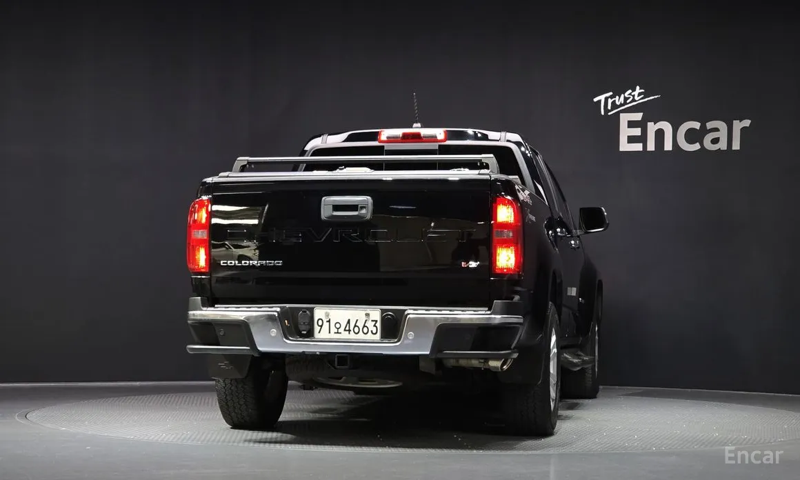 Фото 4 - Chevrolet Colorado