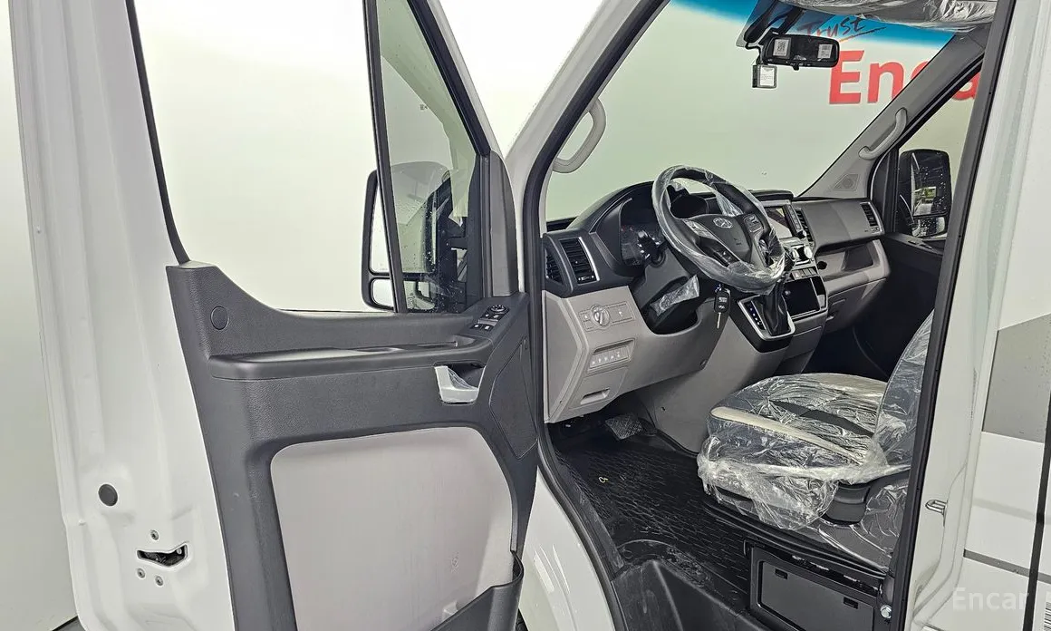 Фото 10 - Hyundai Solati