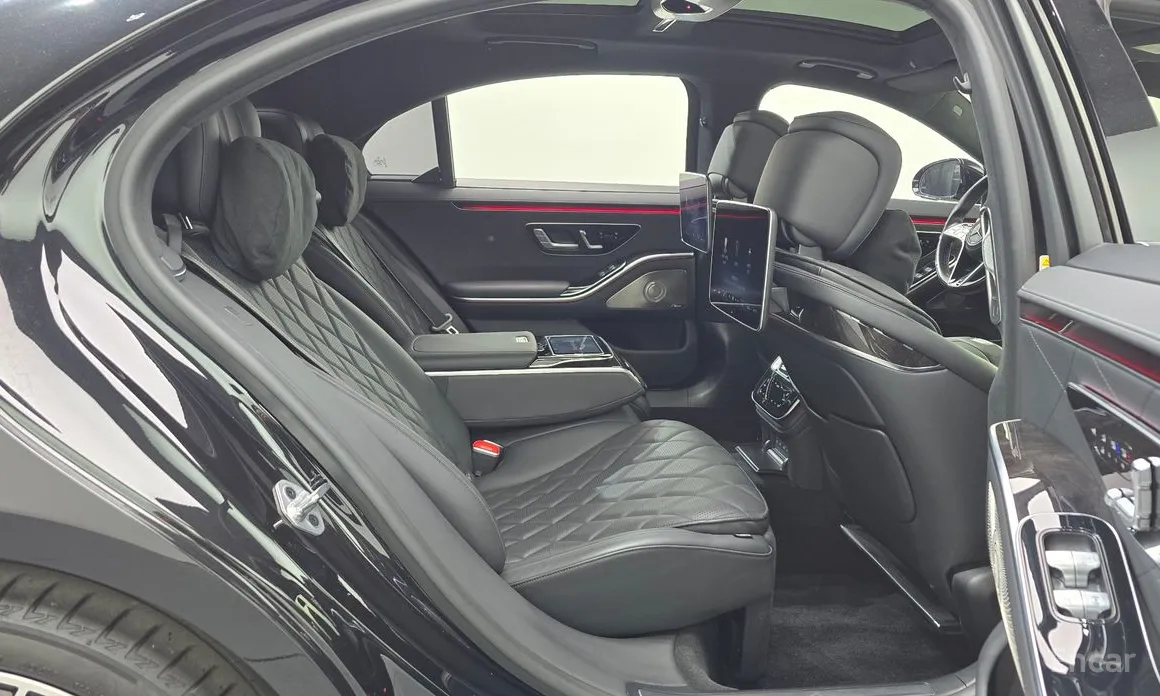 Фото 12 - Mercedes-Benz S-Class