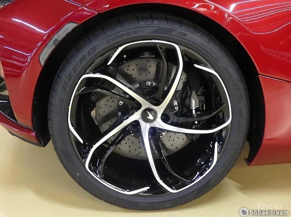 Фото 12 - McLaren 750S