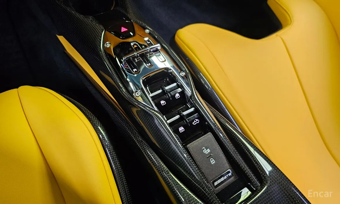 Фото 9 - Ferrari 296