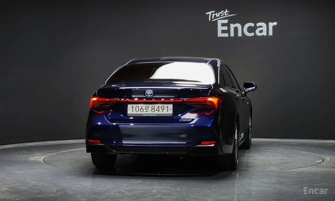 Фото 4 - Toyota Avalon