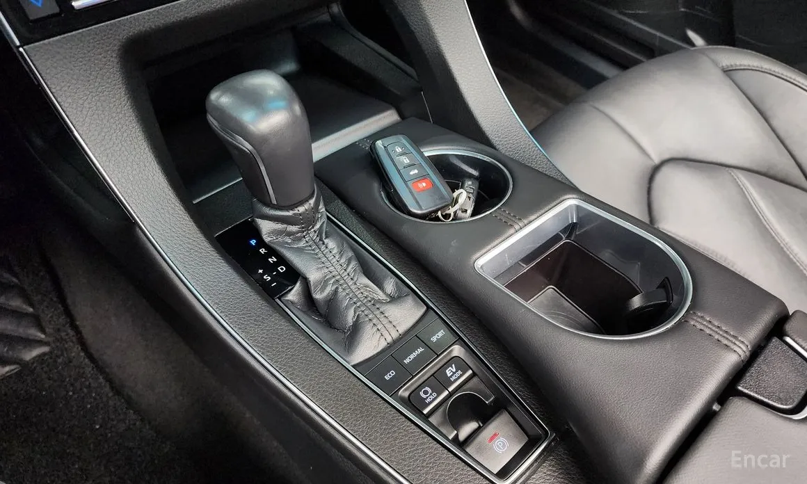 Фото 9 - Toyota Avalon