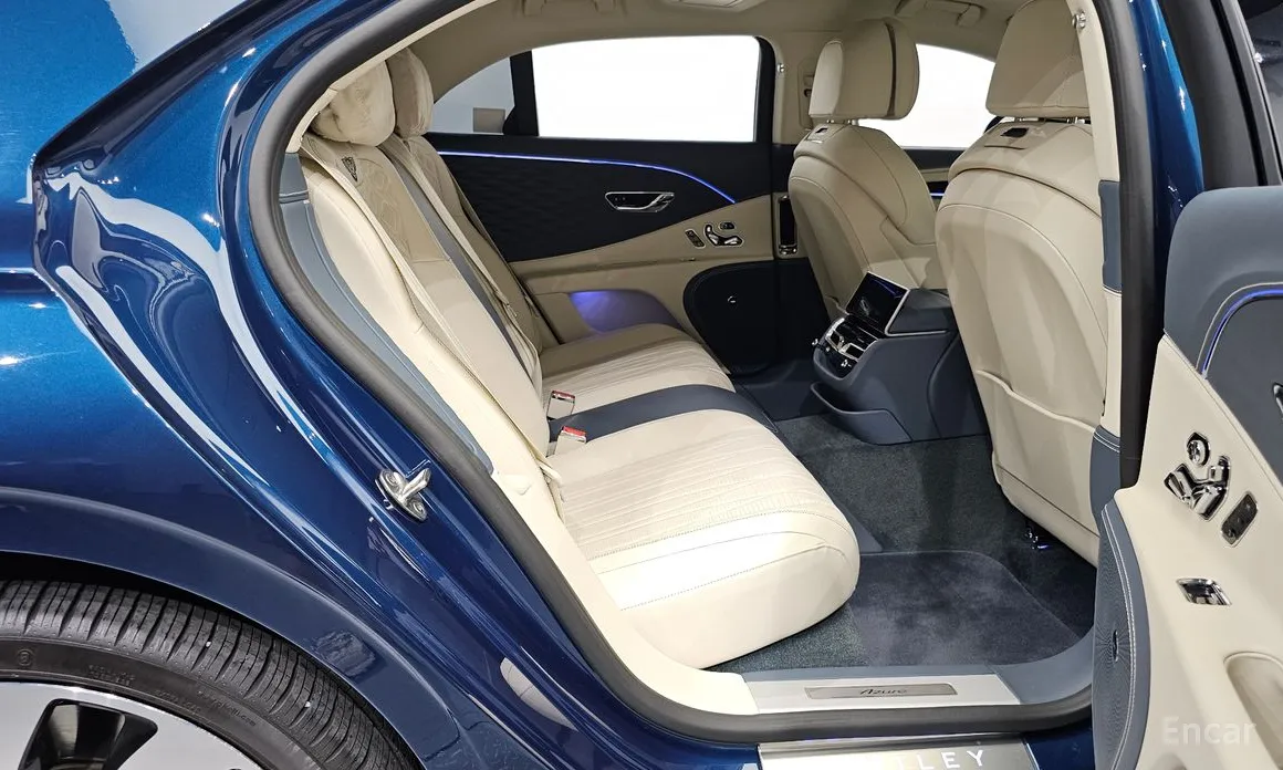 Фото 12 - Bentley Flying Spur