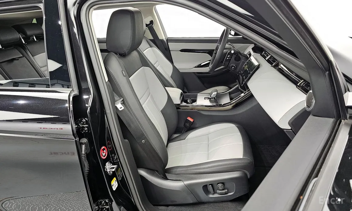 Photo 10 - Land Rover Range Rover Evoque