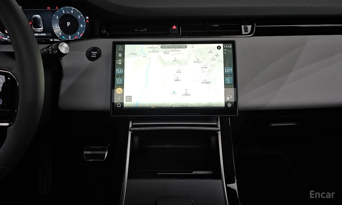 Photo 14 - Land Rover Range Rover Evoque