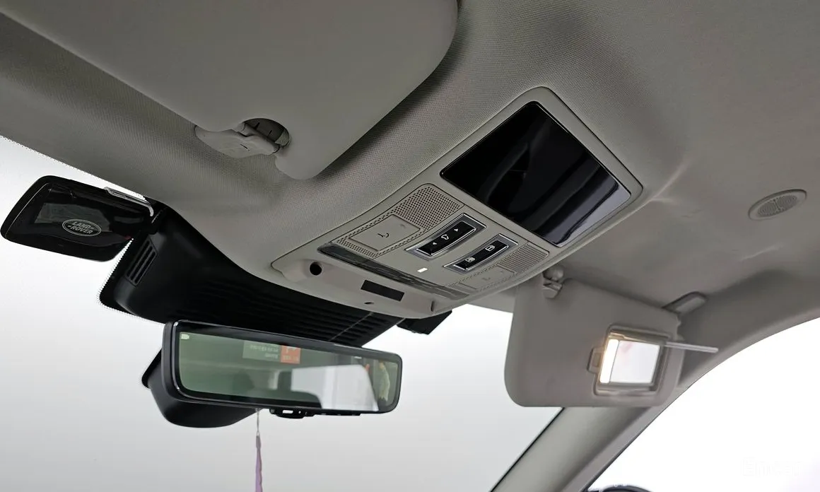 Photo 15 - Land Rover Range Rover Evoque