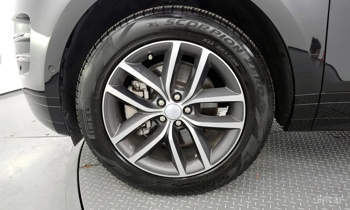 Photo 5 - Land Rover Range Rover Evoque