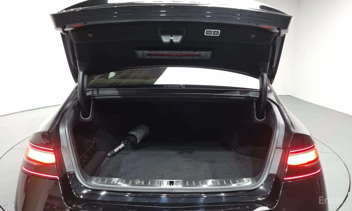 Фото 20 - Genesis G90