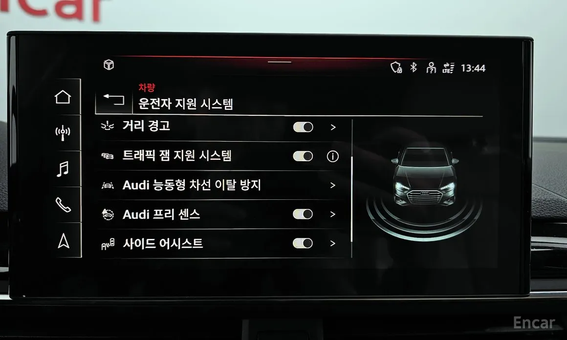 Фото 16 - Audi A4