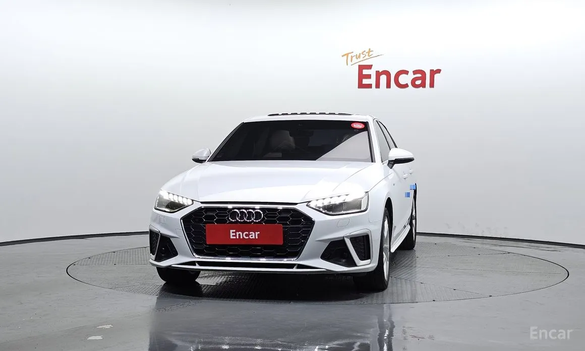 Фото 3 - Audi A4