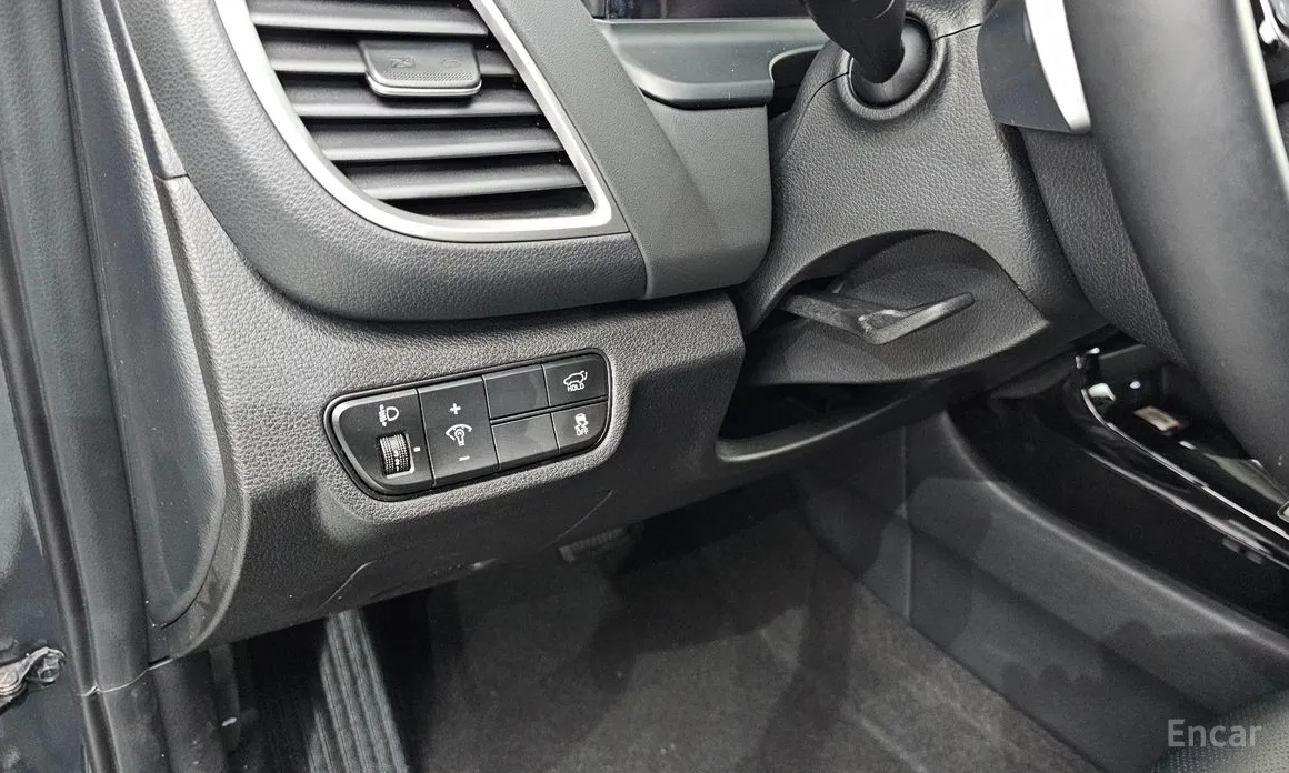 Фото 10 - Kia Seltos