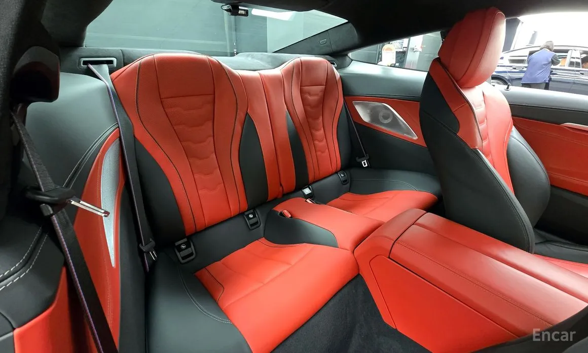 Фото 12 - BMW 8 Series